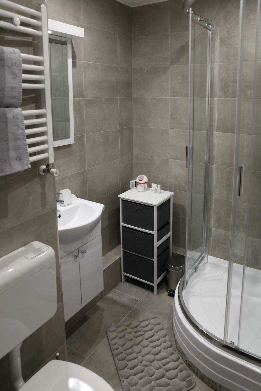 Aliz Apartman Мишкольц Экстерьер фото